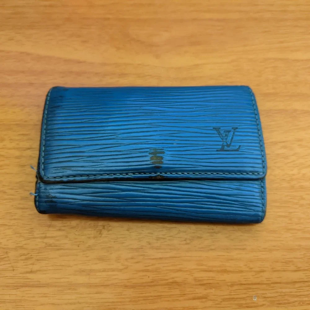 Louis Vuitton Epi Key Holder/Wallet 1566***